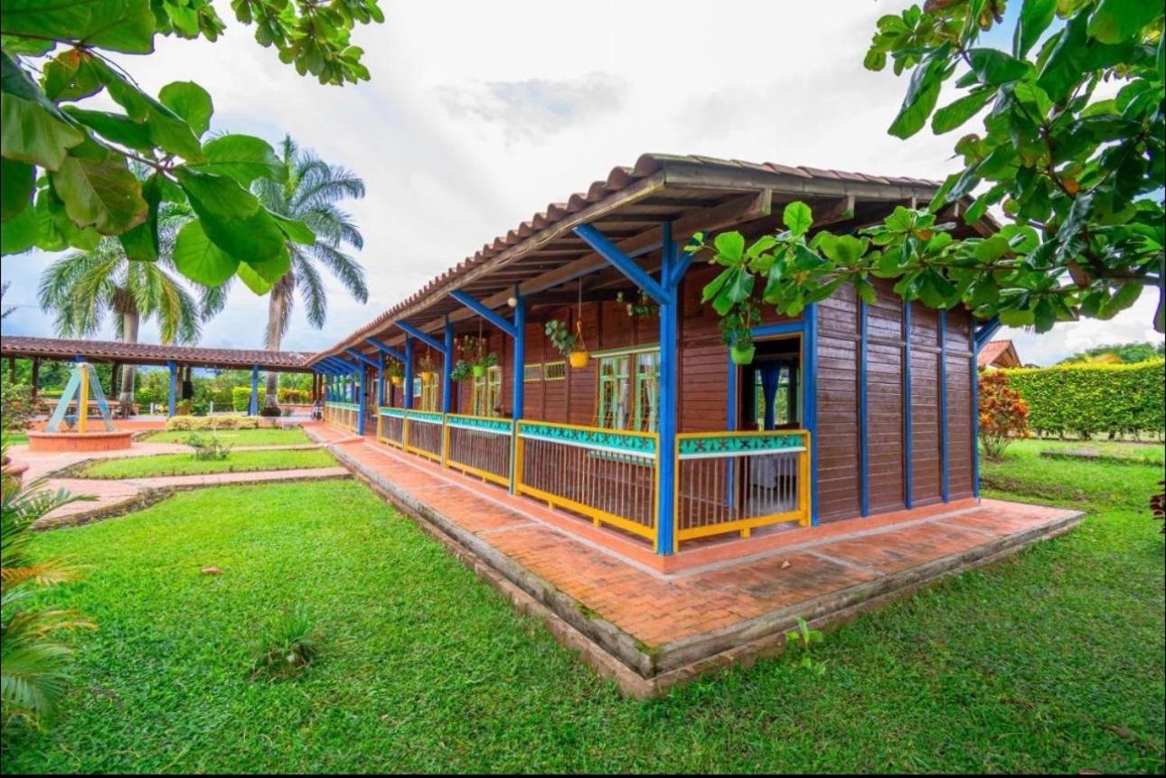 Finca Hotel El Ocaso Quimbaya Exteriör bild